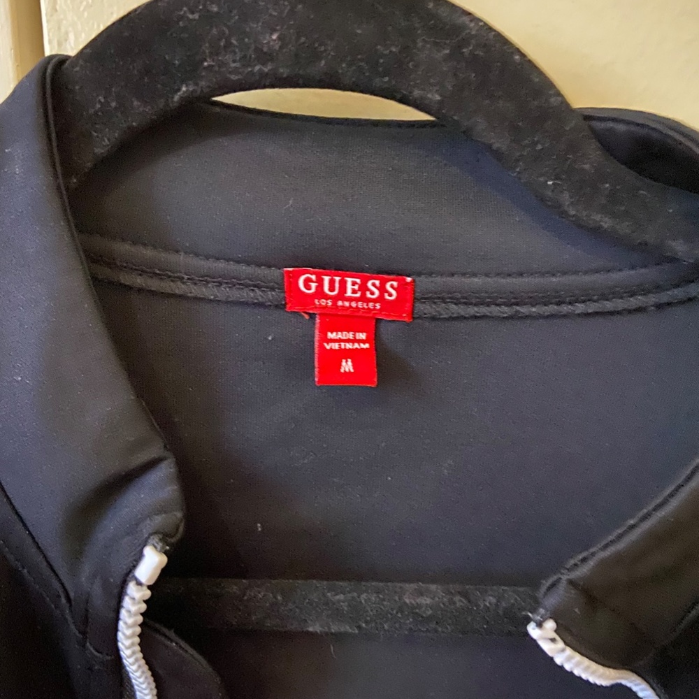 Guess jacket - Picture 2 of 3